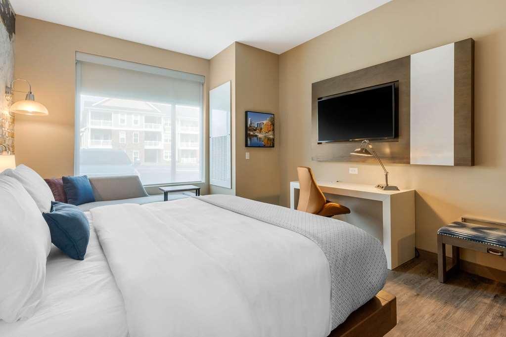 Cambria Mill Hotel 4*